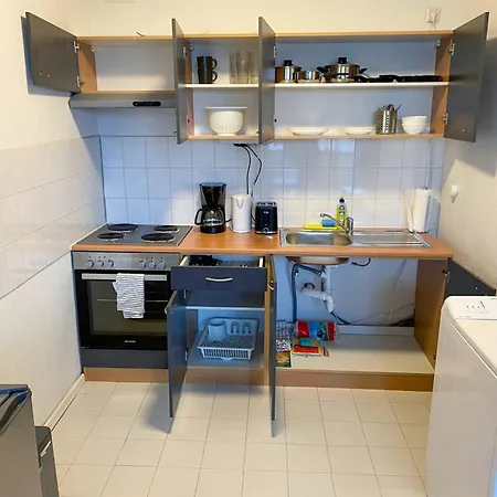 Appartement Cosy Flat With Tv & Wlan In Halle