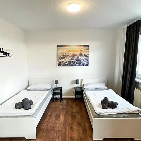 Appartement Cosy Flat With Tv & Wlan In Halle *